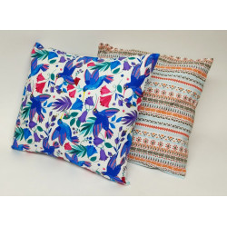 Pillow-case 40 x 40 cm with geometric pattern