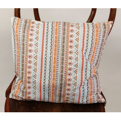 Pillow-case 40 x 40 cm with geometric pattern